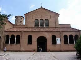 Basílica de San Apolinar in Classe de Rávena