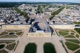 Empieza la construccion de Versalles