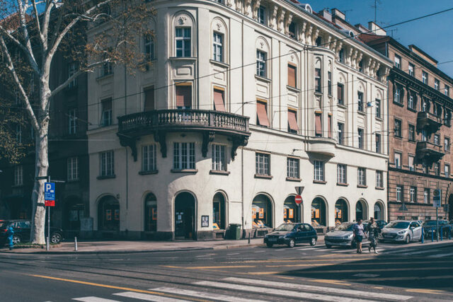 Knjižnica “Medveščak” u Zagrebu