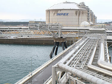 Puesta en marcha de la terminal de GNL de Naoetsu, Japón