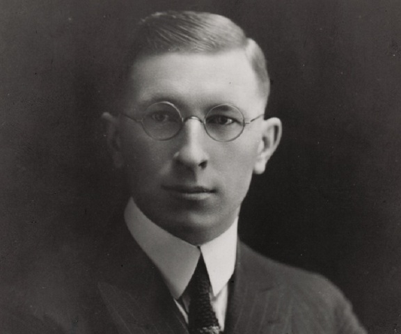 Frederick Banting +2 E