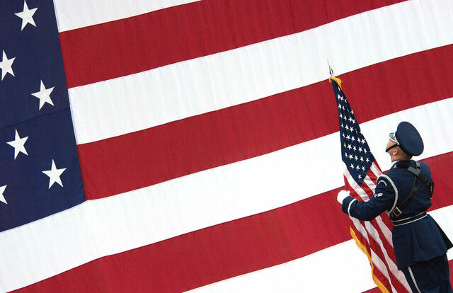 Estados Unidos trató de sacar a su país de la crisis que comenzaba