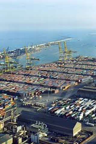 Spoor bij haven van Barcelona