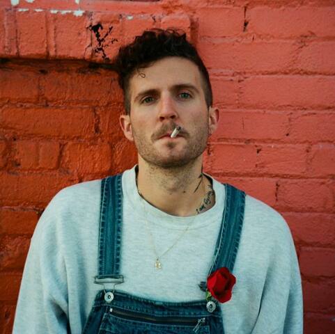 Bryan Sammis se retira de la banda