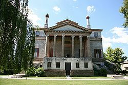 Fachada principal de Villa Foscari