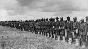 Jhonson envía contingentes militares