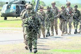 EEUU envía asesores militares.