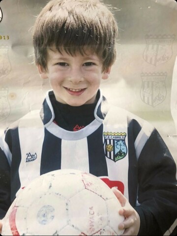 El meu primer cop jugant a futbol