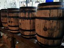 John Pynchon envaso en barriles de cerdos