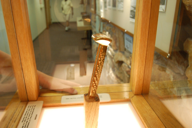 Completing the Transcontinental Railroad