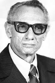 En medio de la guerra civil en Guatemala, renuncia el vicepresidente, Francisco Villagrán Kramer