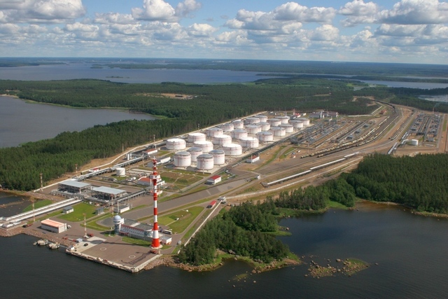 La primera etapa de la instalación de distribución y transbordo de LUKOIL-II se puso en servicio en la isla de Vysotsk (Óblast de Leningrado).
