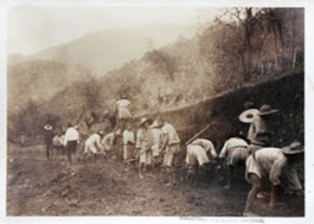 1913-1916 Panorama económico de la Revolución Mexicana
