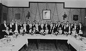 Pada tahun 1815, terjadi kongres Wina yang menyatakan Inggris harus menyerahkan kekuasaannya kembali pada Belanda