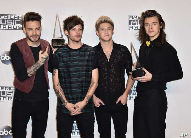 One Direction gets their second American Music Award for Artist of the Yea