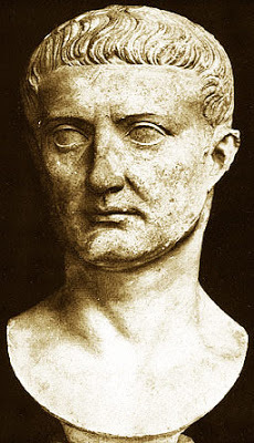 la dinastia Giulio-Claudia inizia con Tiberio