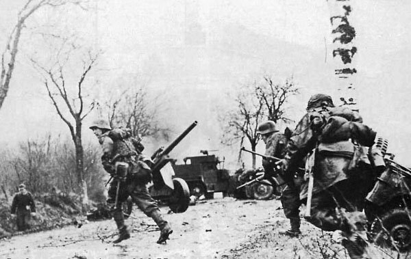 “Batalla de fronteras” en el norte (frontera franco-belga) y el este (frontera franco-alemana)