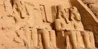 comienzo de excavación para fosas