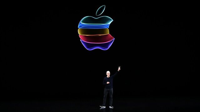 Apple introduces the iPhone