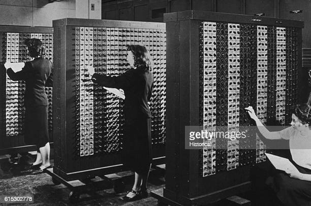 ENIAC (Electronic Numerical Integrator And Calculator)