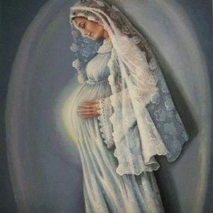 MARIA EN EL “El Corán presenta a María como la mejor de las mujeres (C 3,42-43) haciendo de ella un ejemplo a seguir por todos los creyentes, porque creyó en la veracidad de la palabra de Dios (Corán 66,12). Por esto Dios la escogió para ser la madre de J