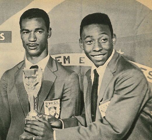 Conducción de Didi y el estrellado de Pele