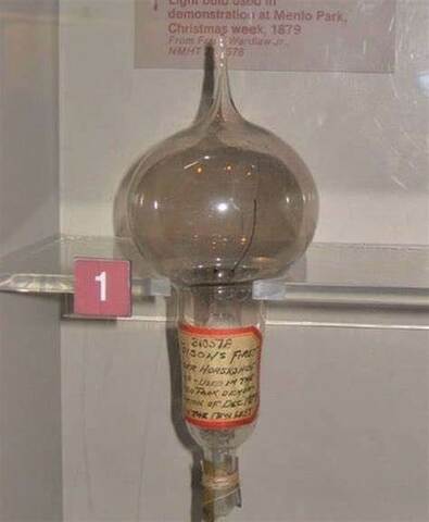 Lámpara Incandescente.