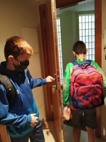 Començament de Secundària a l'institut "Castell d'Estela"