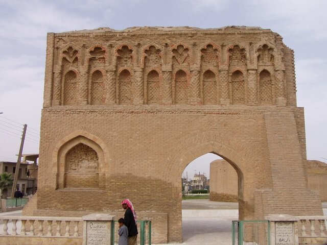 Puerta de Bagdad. (En época de Al-Mansur).