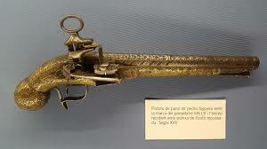 Es començes a utilitzar les armes de foc