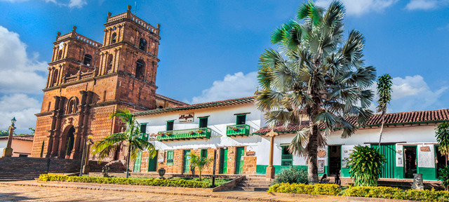 título de parroquia con el nombre “Nuestra Señora de la Concepción de Barichara y San Lorenzo Mártir”.