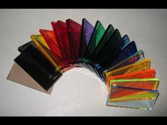 Plexiglas,Baker et Skinner