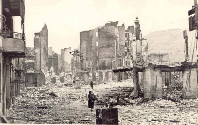 Guernica és bombardejat