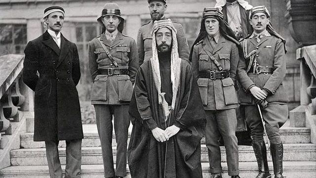 Inicio de Revuelta Árabe