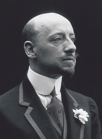 Nasce Gabriele D'Annunzio
