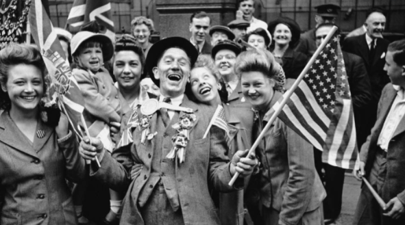 Se acaba la Segunda Guerra Mundial