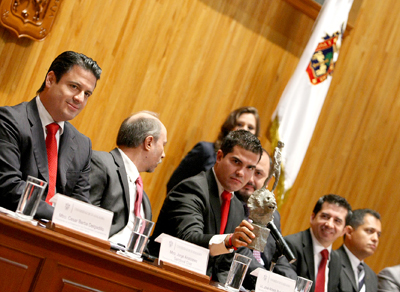 salida de Marcos Nuñez