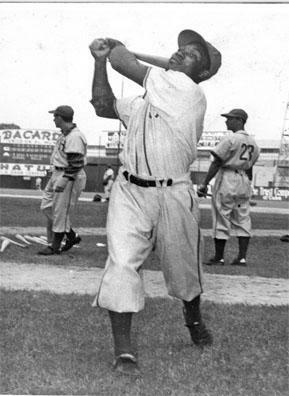 Se establece la liga profesional cubana de béisbol