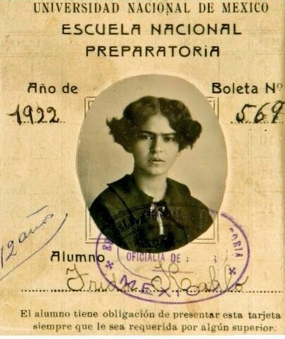 INGRESO A LA ESCUELA