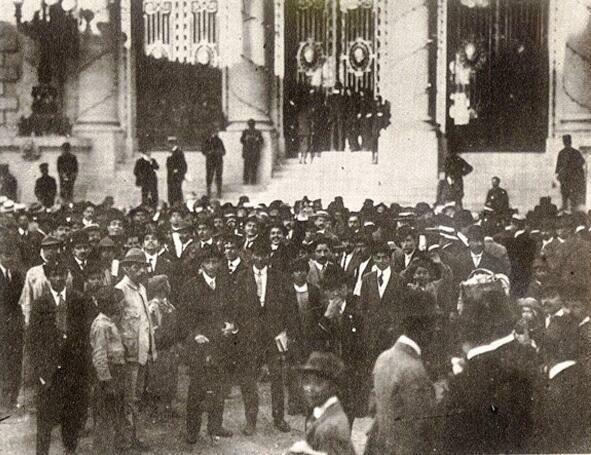 Huerta disuelve la Cámara de Diputados