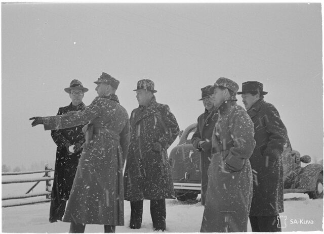 La Unión Soviética rompe relaciones con Finlandia