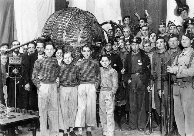 La Loteria Nacional es restableix per decret a la zona franquista