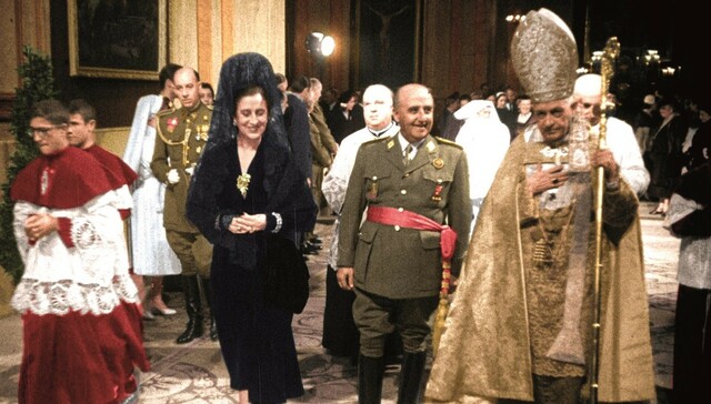 El Vaticà reconeix el Govern de Franco com l'únic legítim a Espanya.