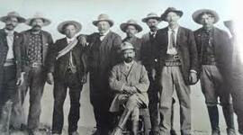 Timeline: Las grandes guerras, revoluciones, crisis de 1929 y Regímenes totalitarios