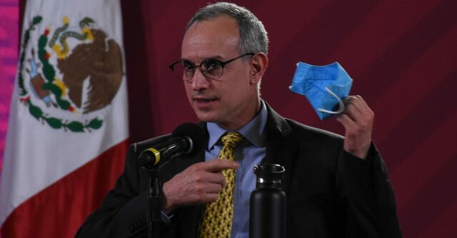 López Gatell dice que el uso del cubrebocas no sirve para la pandemia