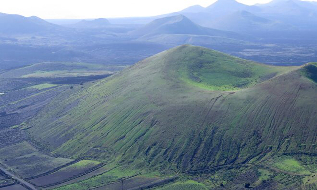 Volcanes de Tao, Nuevo del fuego y Tinguatón