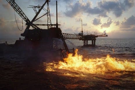 Explosión de pozo petrolero Ixtoc en Golfo de México
