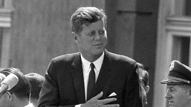 El asesinato del presidente  John F. Kennedy