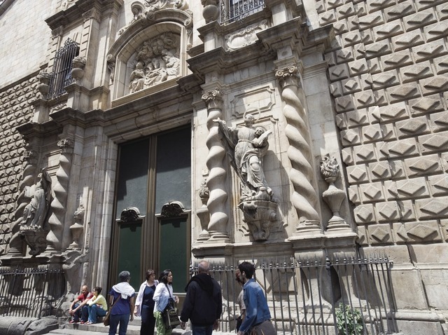 Es retracta, i es troba en rehabilitació.