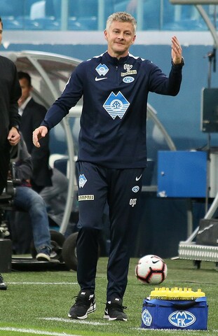 Тренер в Мёльде